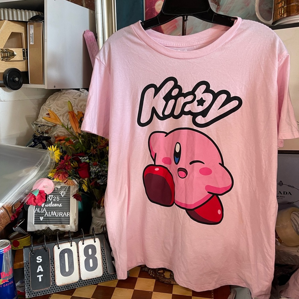 Kirby Tshirt - Large